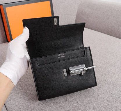 MINI SAC HM VERROU 17 EN CUIR DE VEAU NOIR