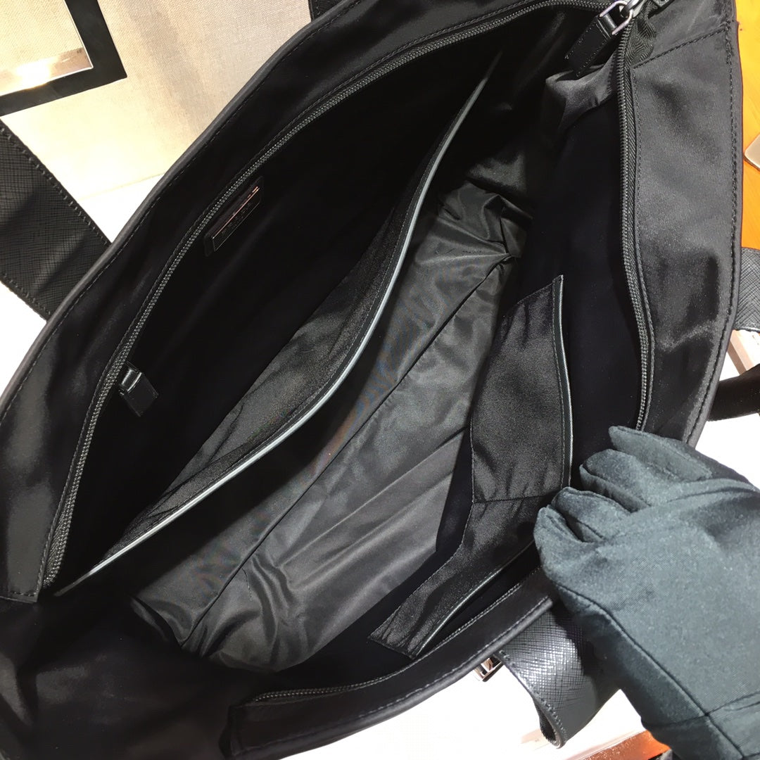 SAC CABAS 40 EN NYLON NOIR
