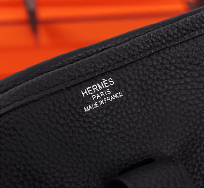HM エブリン バッグ 28 ブラック トーゴ