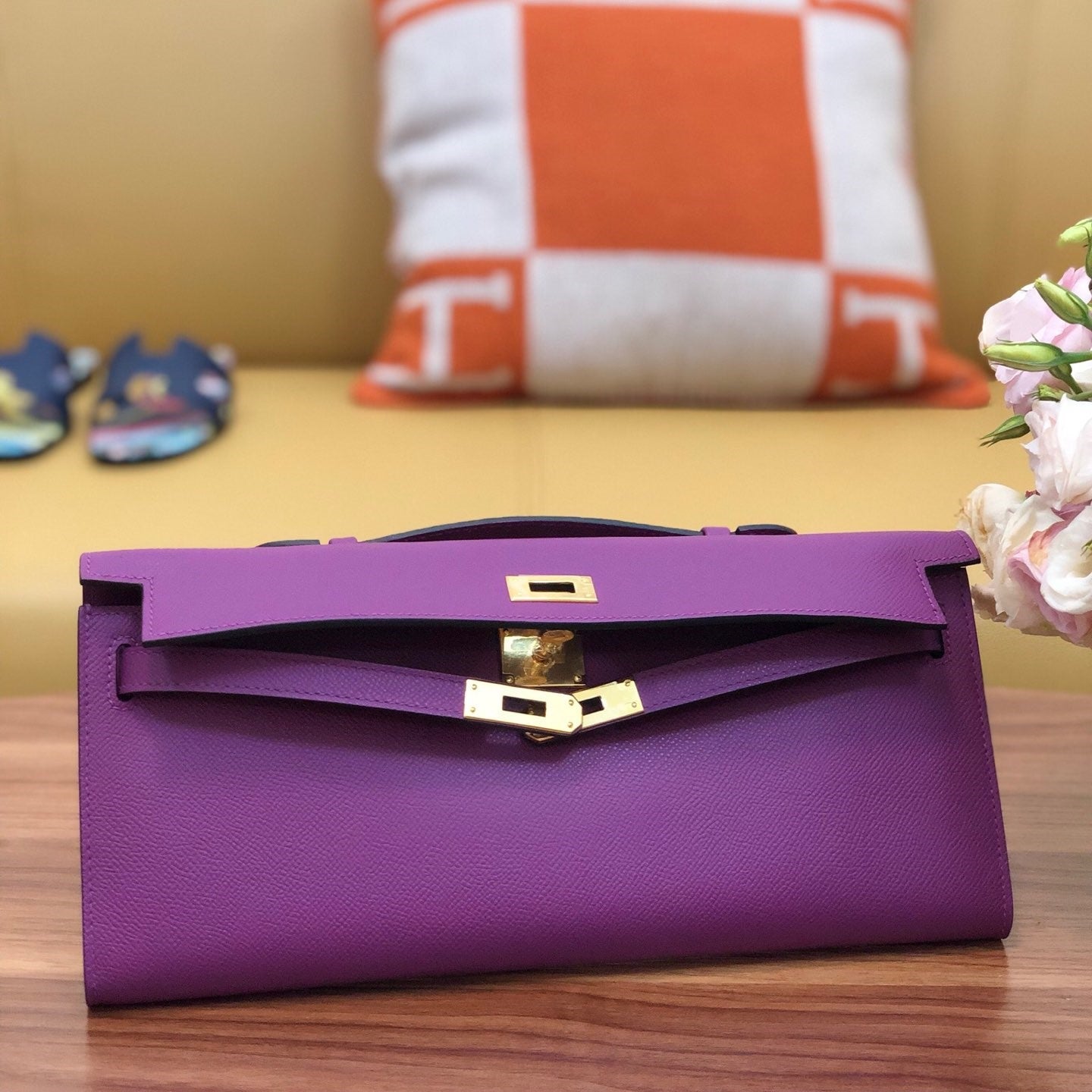 HM Kelly Cut 31 cm Cuir Swift Violet Ghw