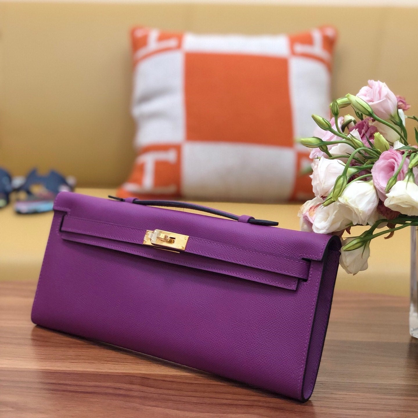 HM Kelly Cut 31 cm Cuir Swift Violet Ghw