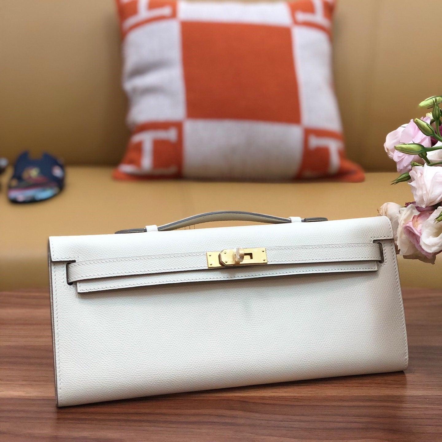 HM ケリーカット 31cm ホワイト スウィフトレザー グレー