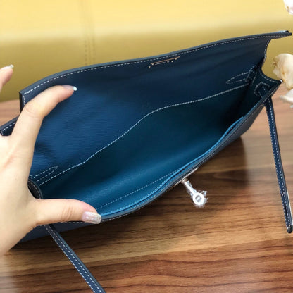 HM ケリーカット 31cm ブルー スウィフト レザー ショーツ