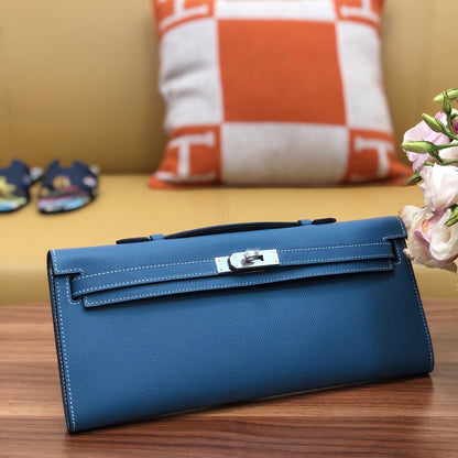 HM ケリーカット 31cm ブルー スウィフト レザー ショーツ