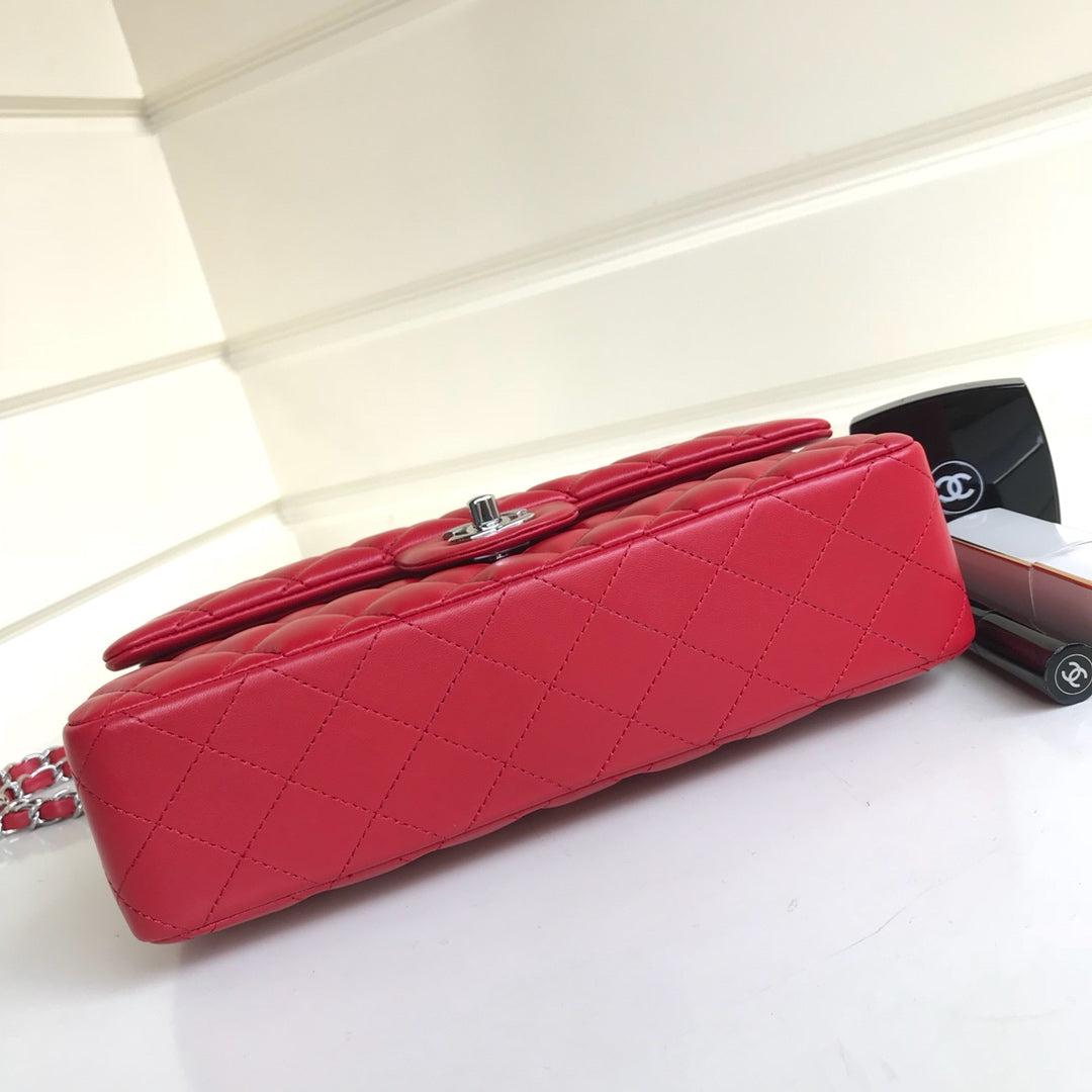 フラップバッグ ミディアム 25cm レッド ラムスキン シルバー金具