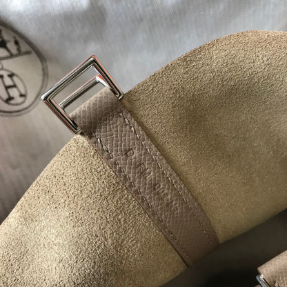 HM PICOTIN LOCK 18 TAUPE EPSOM AVEC SANGLE TRESSE