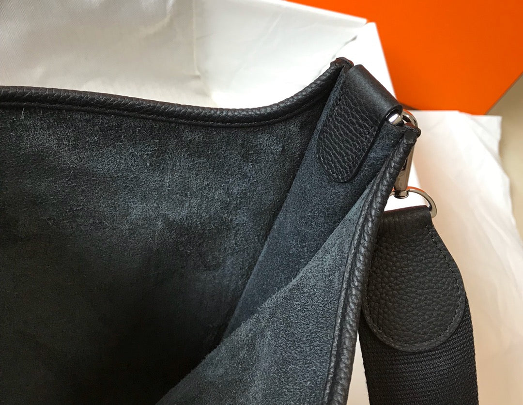 Evelyne 29cm Noir Togo Shw