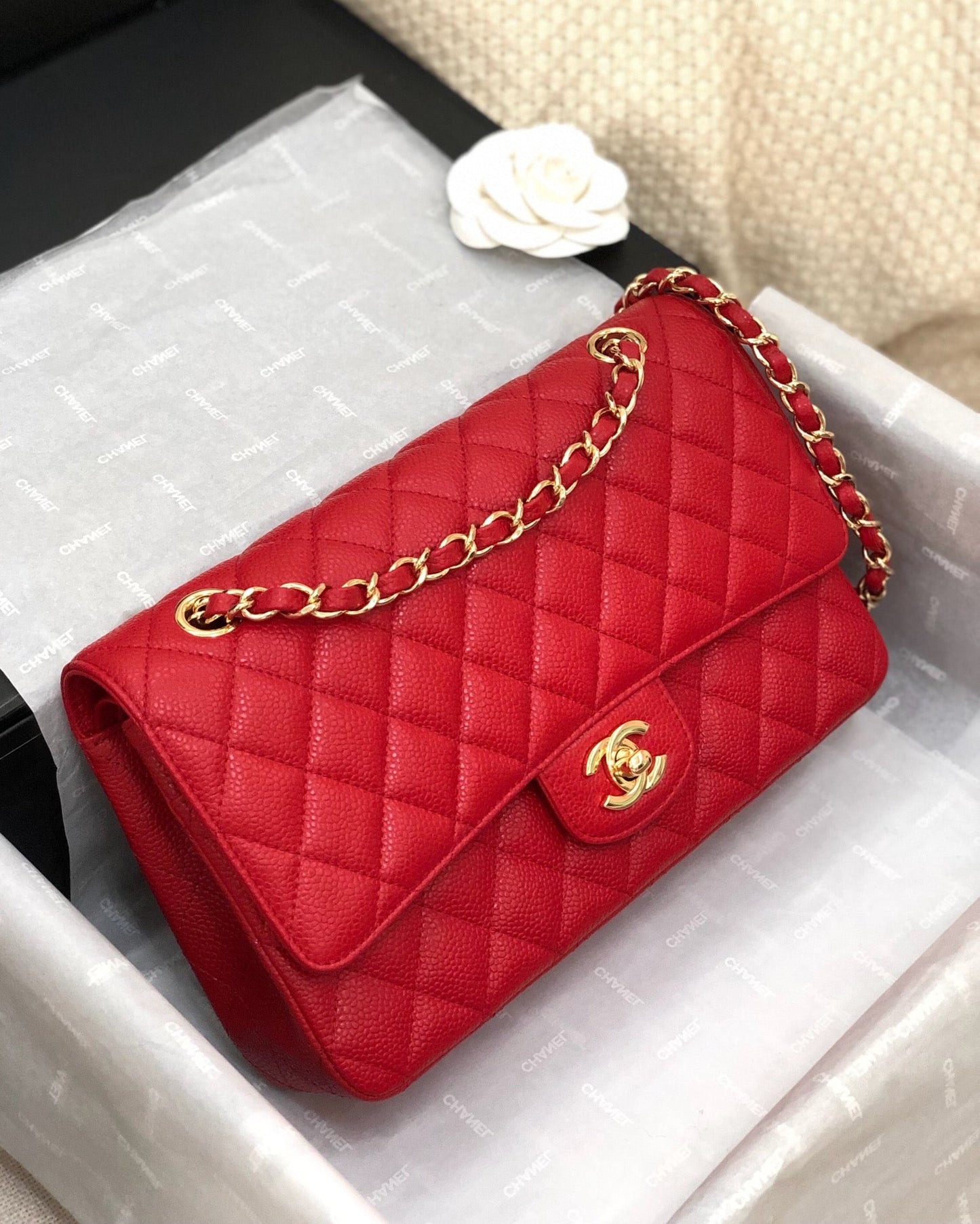 フラップバッグ ミディアム 25cm レッドキャビア ゴールド金具
