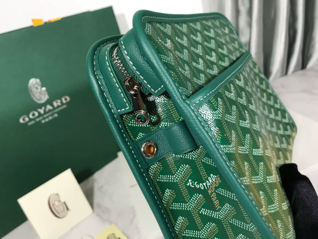 Trousse de toilette Goyard Jouvence en tissu PVC vert avec cuir de vachette