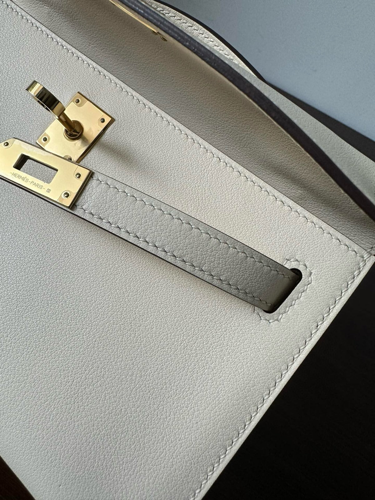 Pochette HM Kelly 22 cm Blanc Beige Swift Gold Hardware Best