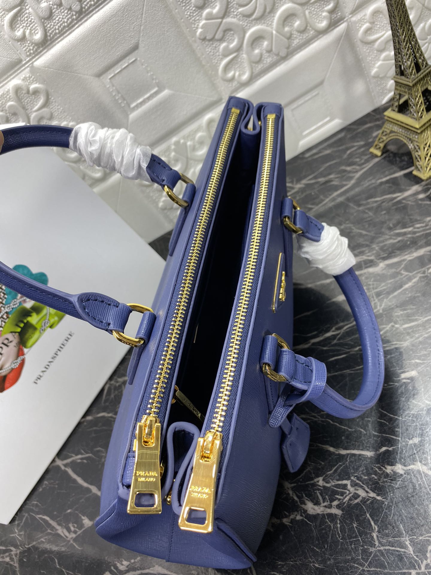 PRA GALLERIA 32 バッグ（ネイビーブルー サフィアーノ レザー）