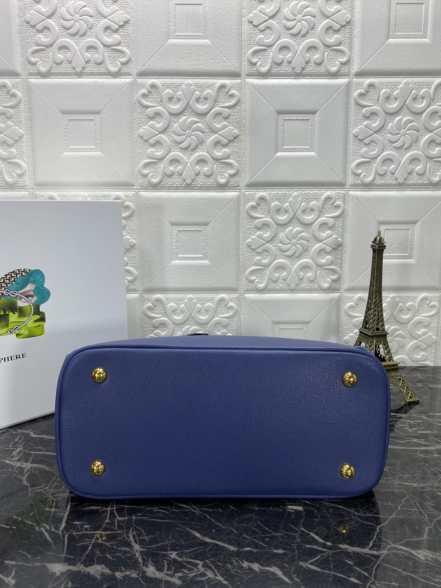 PRA GALLERIA 32 バッグ（ネイビーブルー サフィアーノ レザー）
