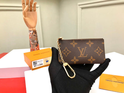 Pochette à clés LV 12 en toile monogrammée marron 