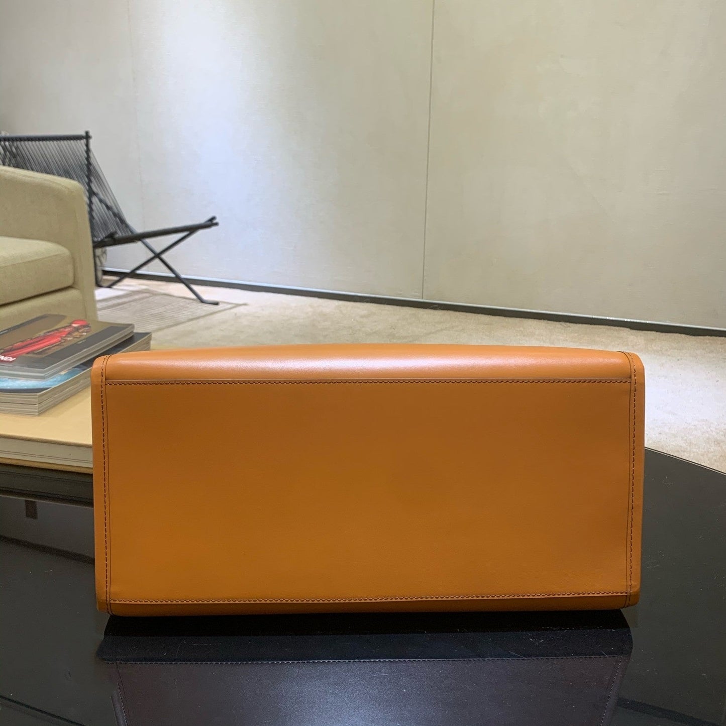 SAC CABAS SHINE 40 EN CUIR DE VEAU GAUFRÉ ORANGE CAROTTE