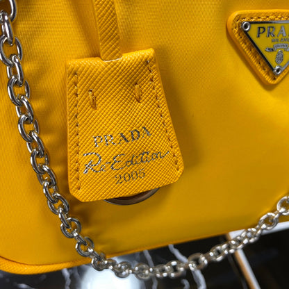 PRA HOBO 22 バッグ アンバーイエロー RE-NYLON