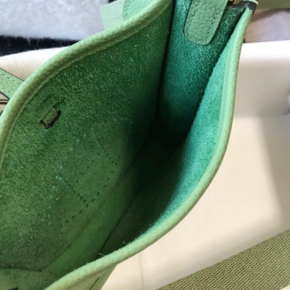 Mini Evelyne 18cm Vert Togo Ghw