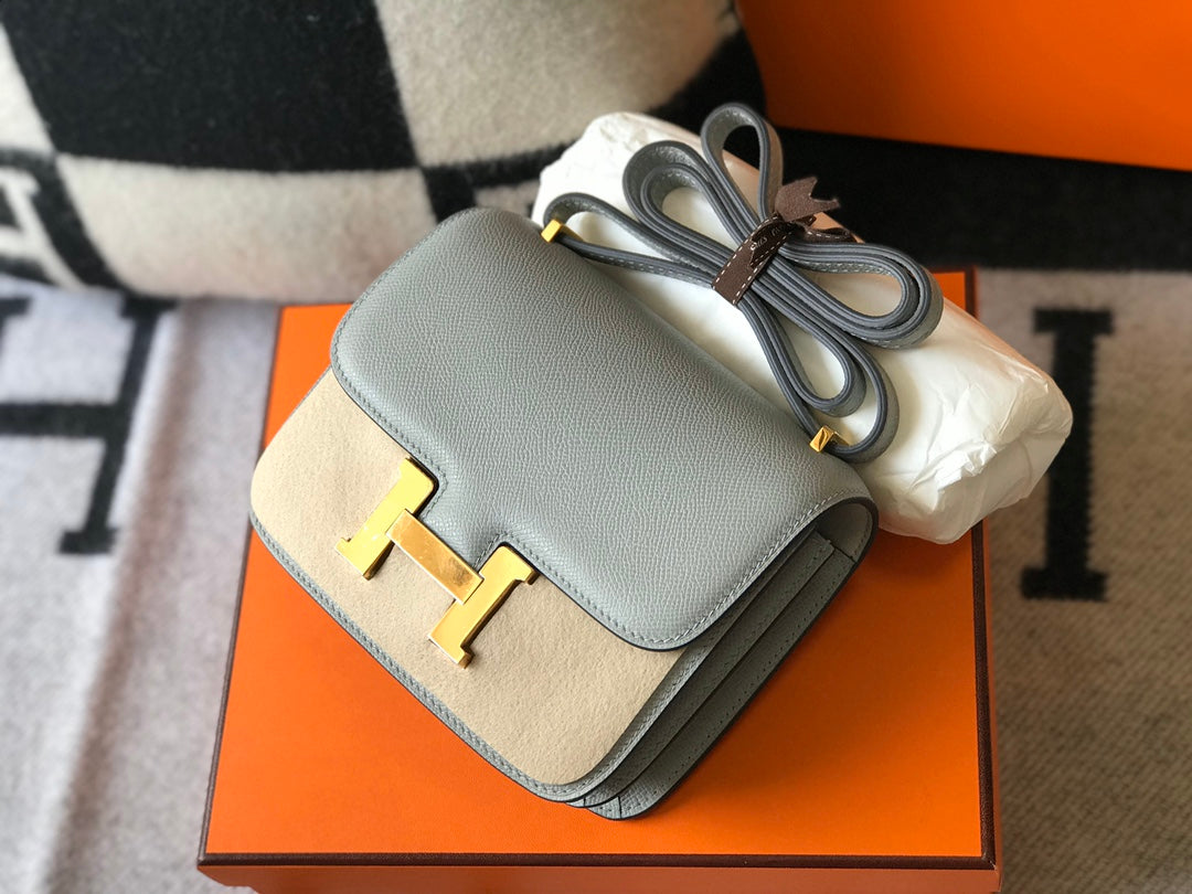 Constance 24 Bleu Glacier Cuir Epsom Accastillage Argenté