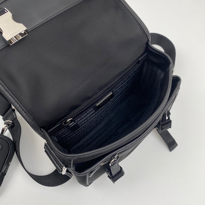 SAC MESSAGER 22 EN RE-NYLON NOIR