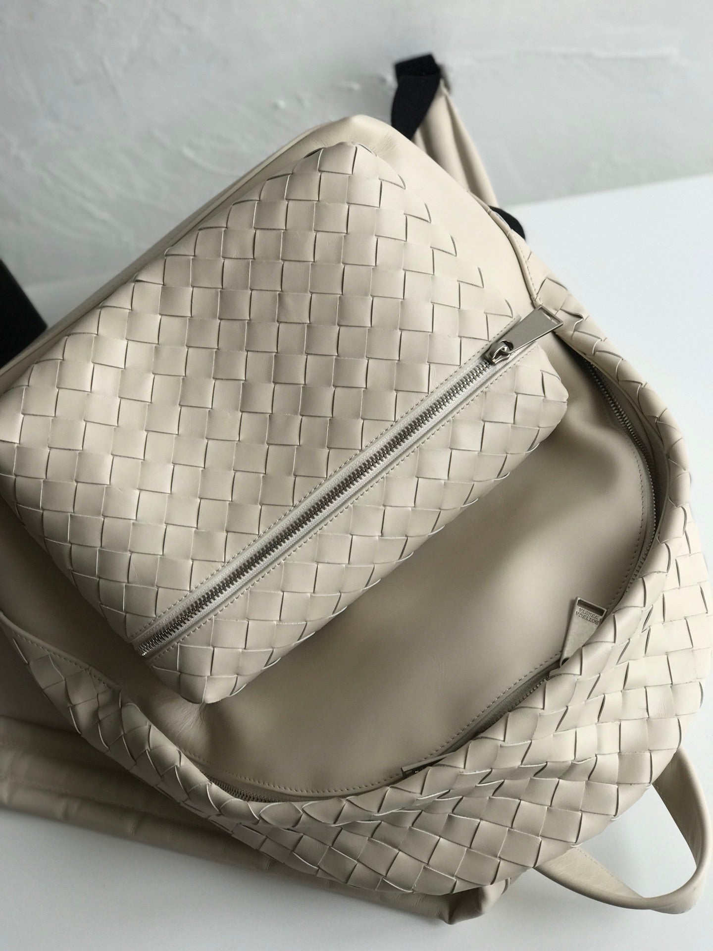 PETIT SAC À DOS INTRECCIATO 41 EN CUIR DE VEAU BEIGE
