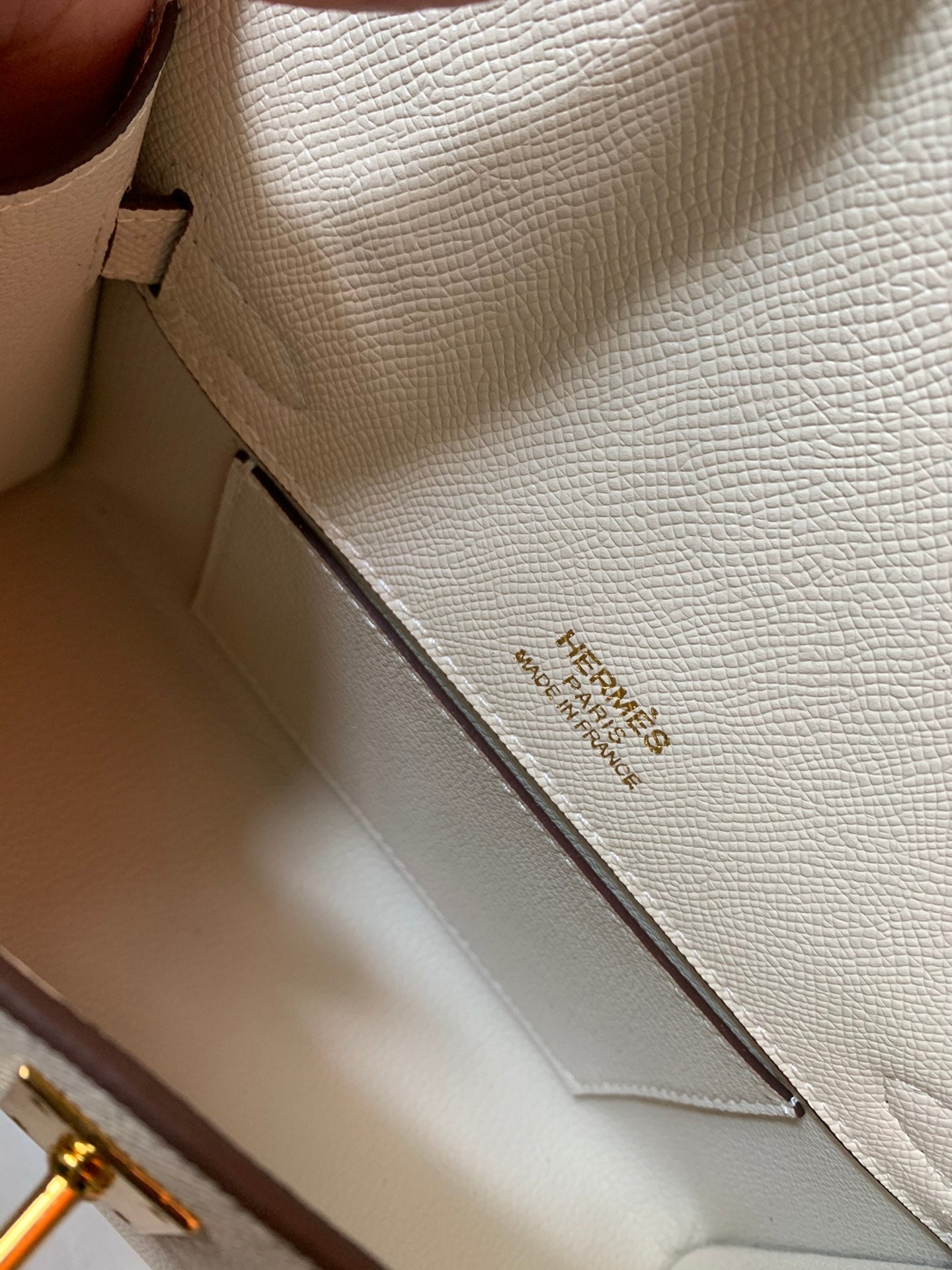 HM KELLY MINI POCHETTE 22 CRÈME EPSOM