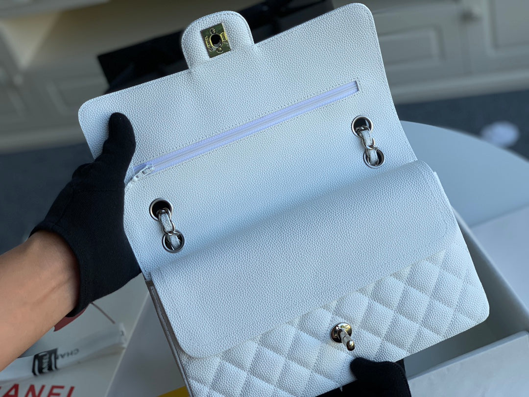 sac à rabat moyen 25 caviar blanc shw
