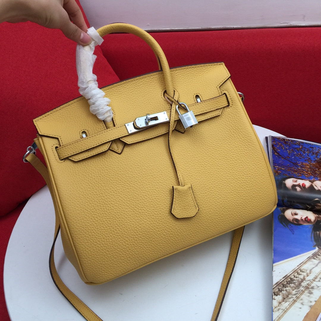 SAC HM BIRKIN 30 CM EN CUIR DE VEAU MOUTARDE ET QUINCAILLERIE ARGENTÉE