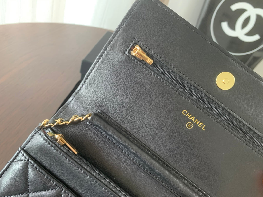 WOC 19cm ブラック ラムスキン ゴールド金具