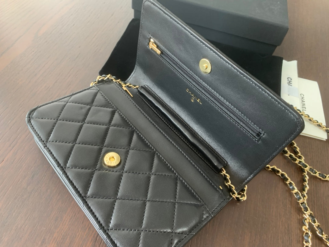 WOC 19cm ブラック ラムスキン ゴールド金具