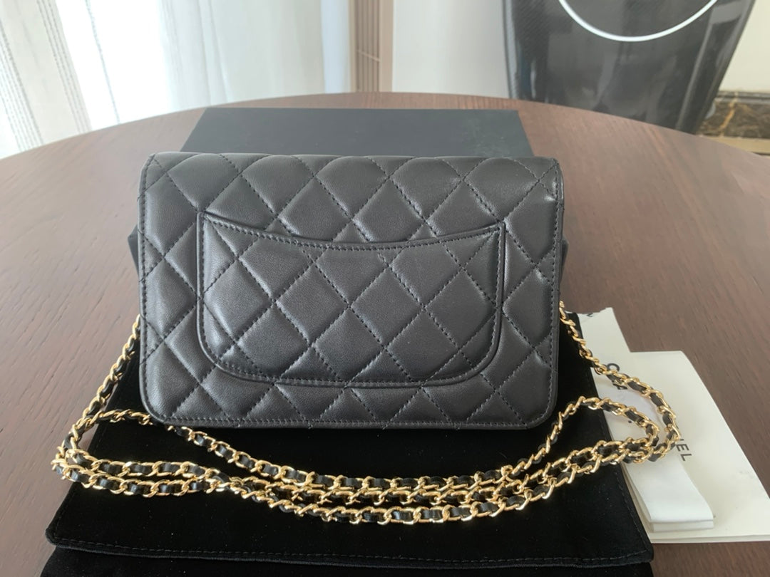 WOC 19cm ブラック ラムスキン ゴールド金具