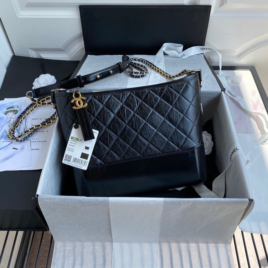 Sac Hobo CC ABRIELLE Medium 28 en cuir de veau noir