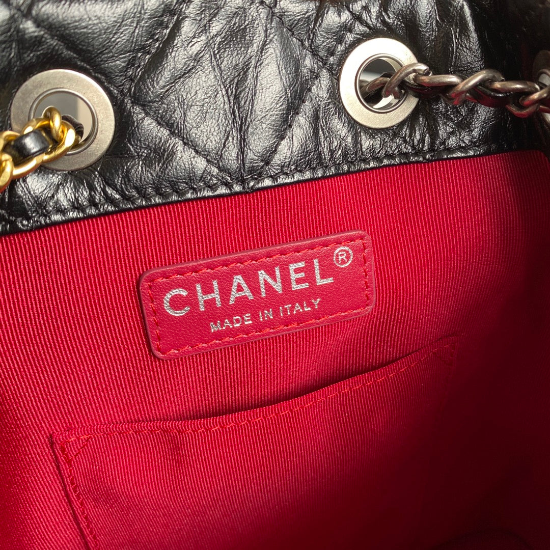 Petit sac à dos CC GRABRIELLE 24 pouces en cuir de veau noir