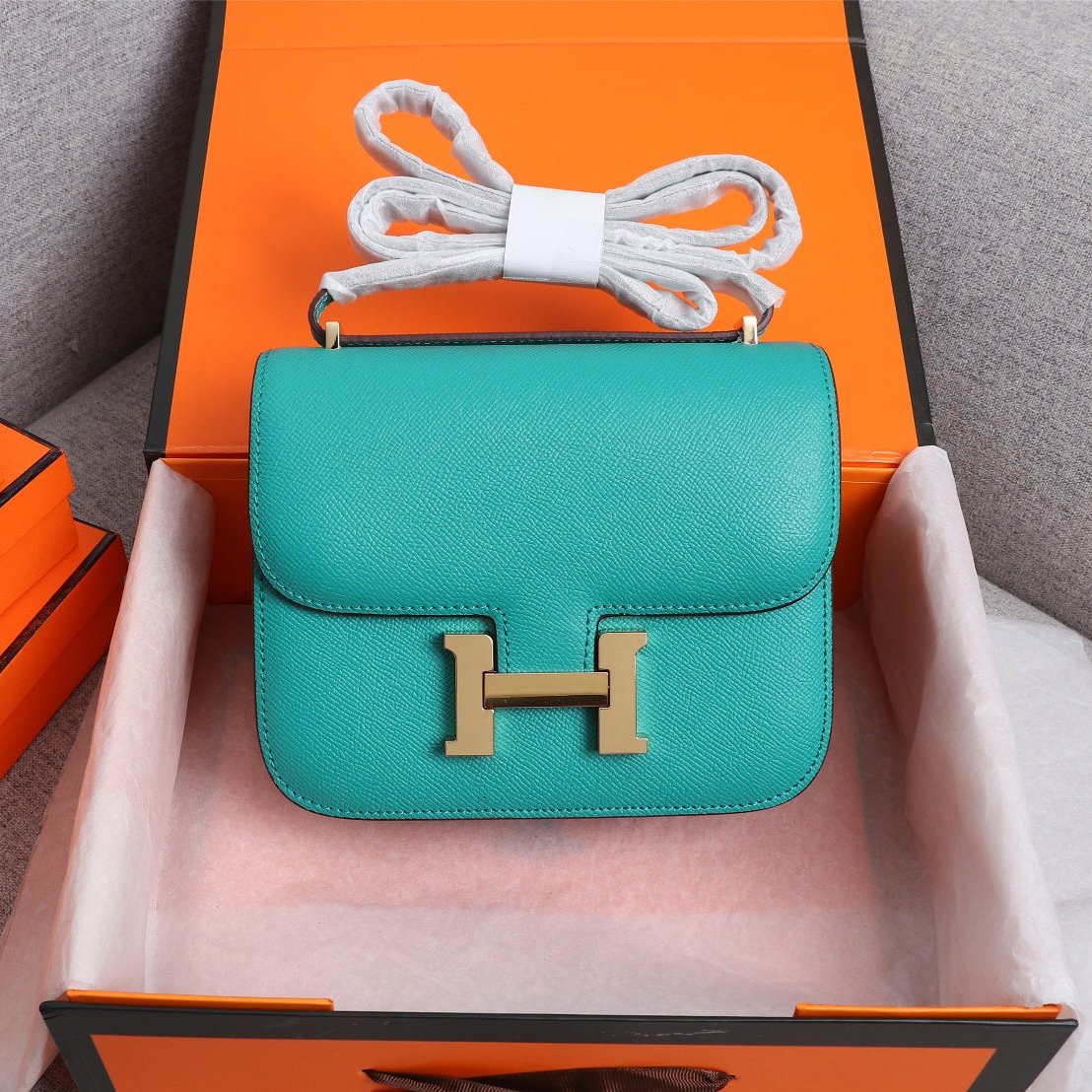 SAC HM CONSTANCE 22 EPSOM QUINCAILLERIE OR
