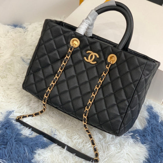 Sac shopping CC 30 cm en cuir caviar matelassé noir ghw