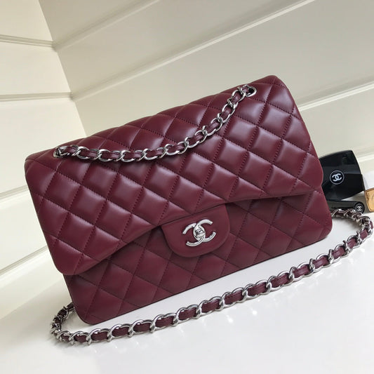sac à rabat jumbo 30 en cuir d'agneau bordeaux et accessoires argentés