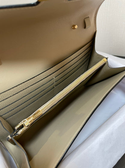 CONSTANCE TO GO 20,5 CRÈME EPSOM GOLD HARDWARE