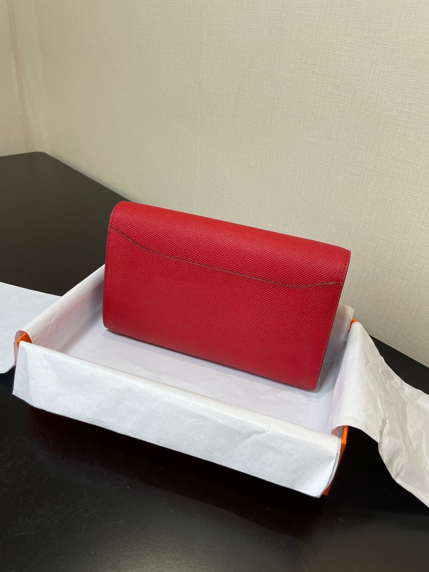 コンスタンス トゥ ゴー 20.5 レッドエプソム シルバーハードウェア