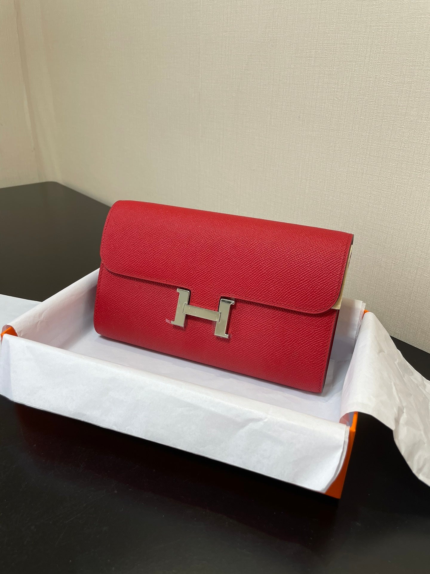 コンスタンス トゥ ゴー 20.5 レッドエプソム シルバーハードウェア