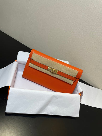 Portefeuille Kelly To Go 20,5 pouces en cuir Epsom orange et matériel doré