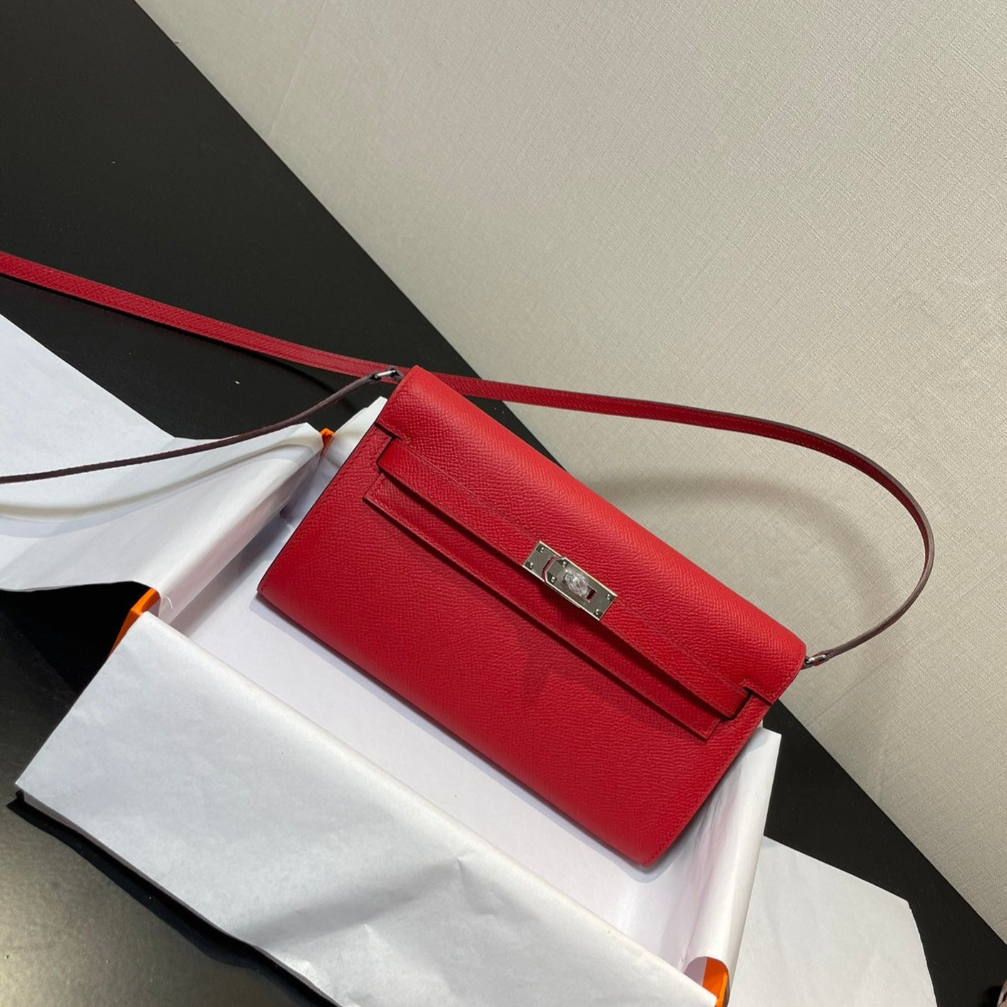 ケリー トゥ ゴー ウォレット 20.5 レッド エプソム シルバー金具