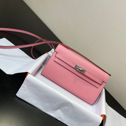 ケリー トゥ ゴー ウォレット 20.5 ピンク エプソム シルバー金具