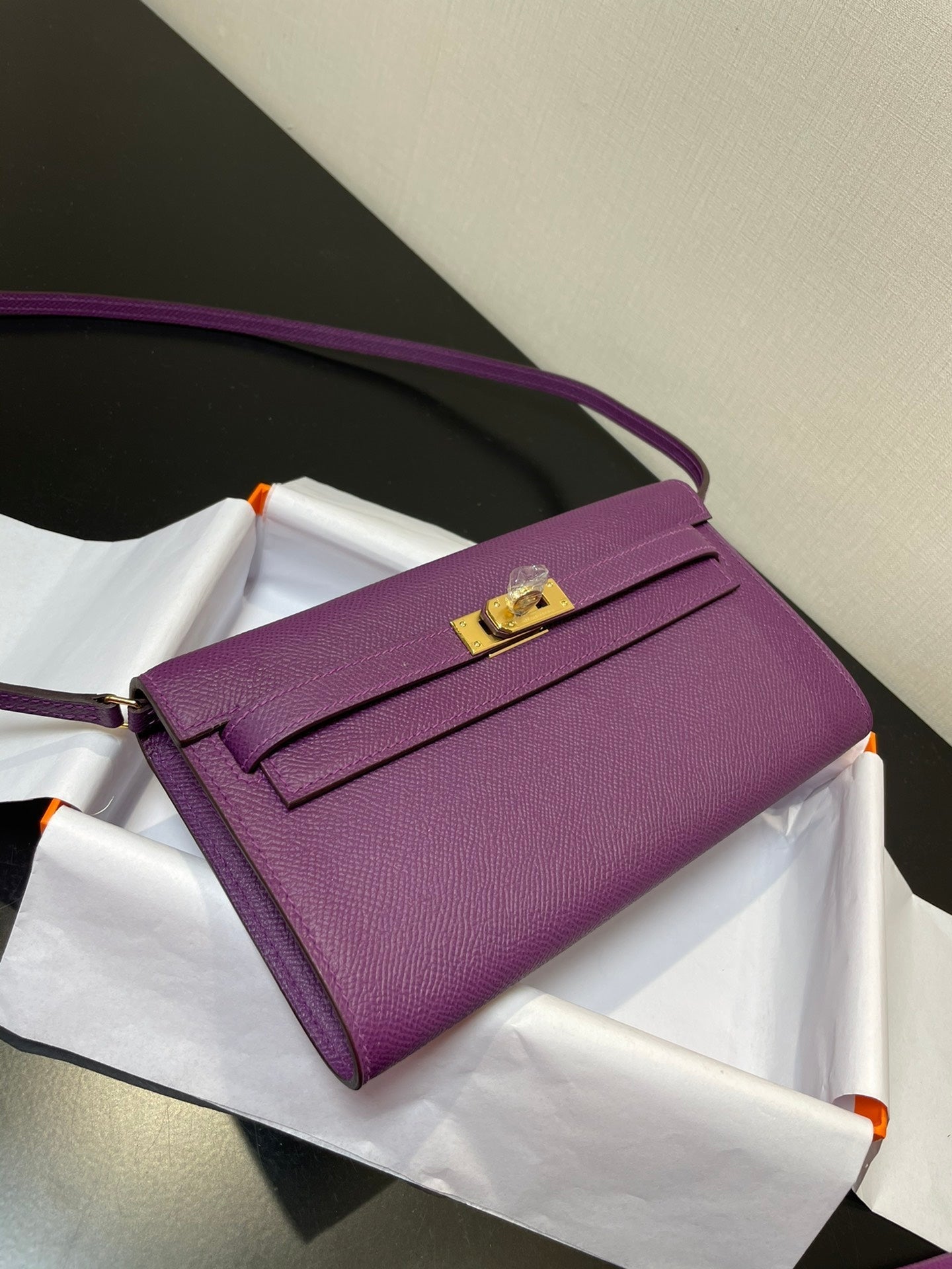 ケリー トゥ ゴー ウォレット 20.5 パープル エプソム ゴールド金具