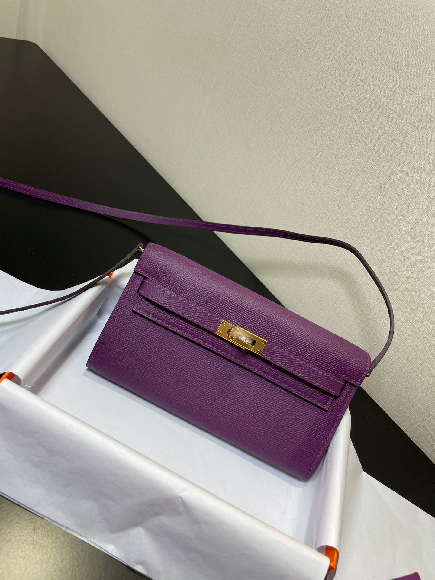 ケリー トゥ ゴー ウォレット 20.5 パープル エプソム ゴールド金具