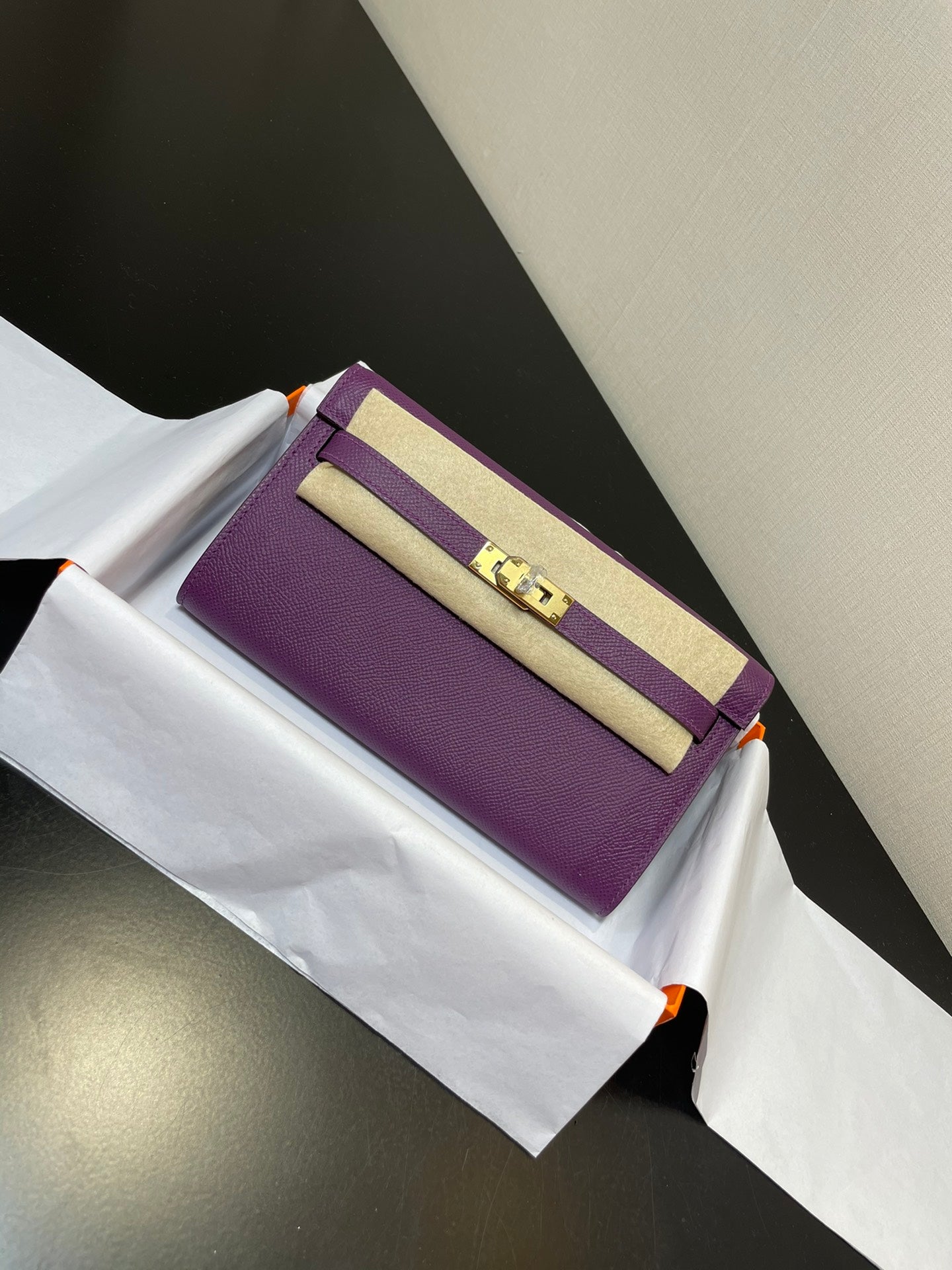 ケリー トゥ ゴー ウォレット 20.5 パープル エプソム ゴールド金具
