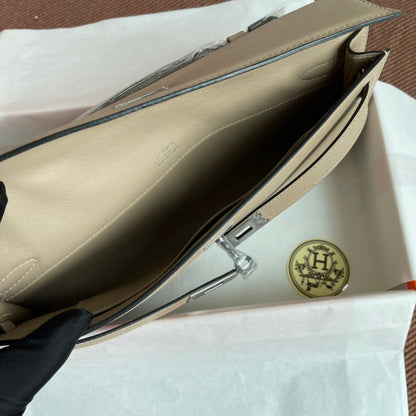 HM ケリーカット 31cm ライトグレー スウィフトレザー ショーツ