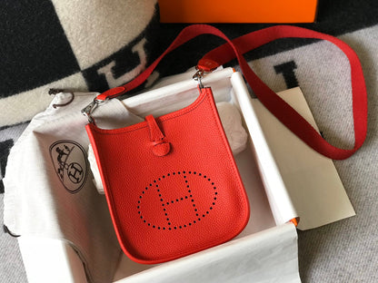 Mini Evelyne 18 cm Rouge Togo Quincaillerie Argentée
