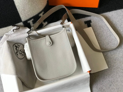 Mini Evelyne 18 cm Gris clair Togo Quincaillerie argentée