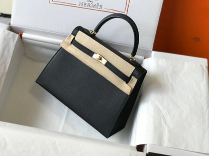 hm kelly 32 cm cuir epsom noir accessoires dorés