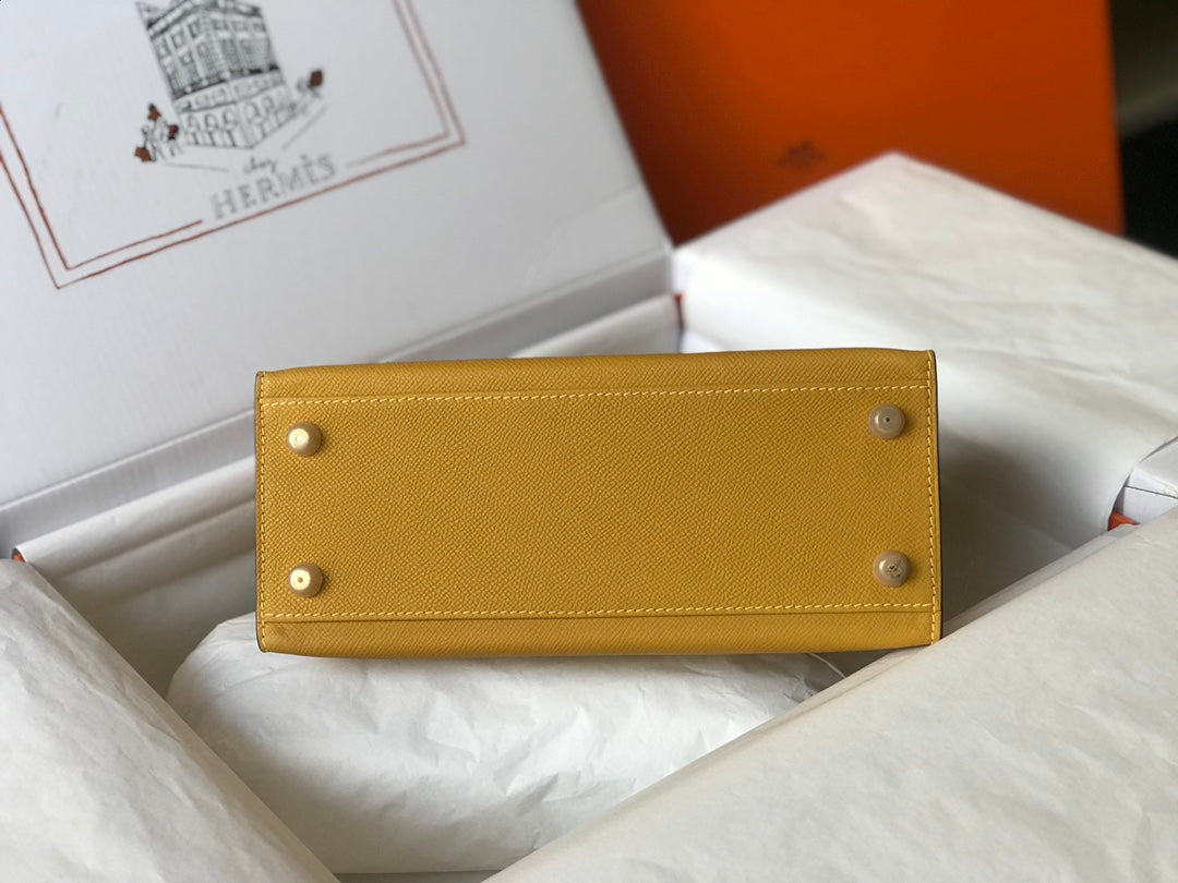 hm kelly 32 cm cuir epsom jaune ferrures dorées