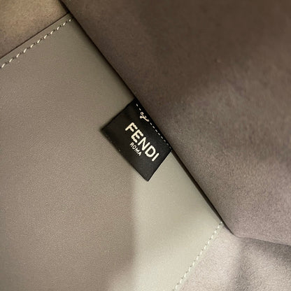 Grand sac fourre-tout Shine 35 en cuir de veau gris ombré