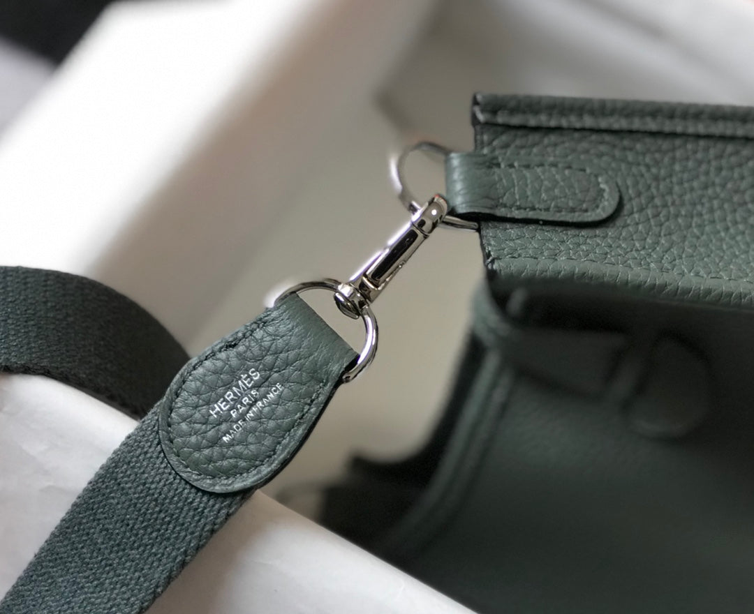 Mini Evelyne 18 cm Vert Amande Togo Quincaillerie Argentée